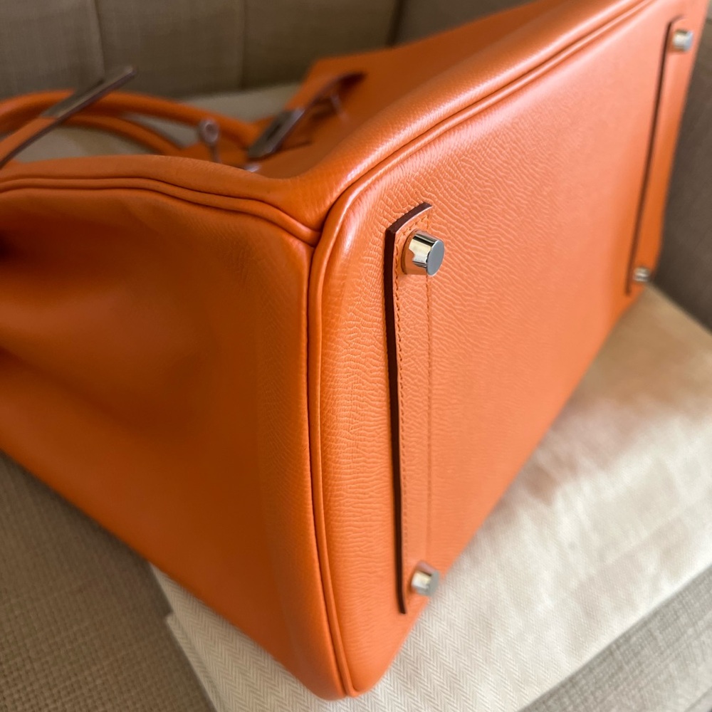 âSOLDâHermes Birkin 35 Mango on PHW
Epspm Leather Stamp P Square (2012) - Picture 15 of 16
